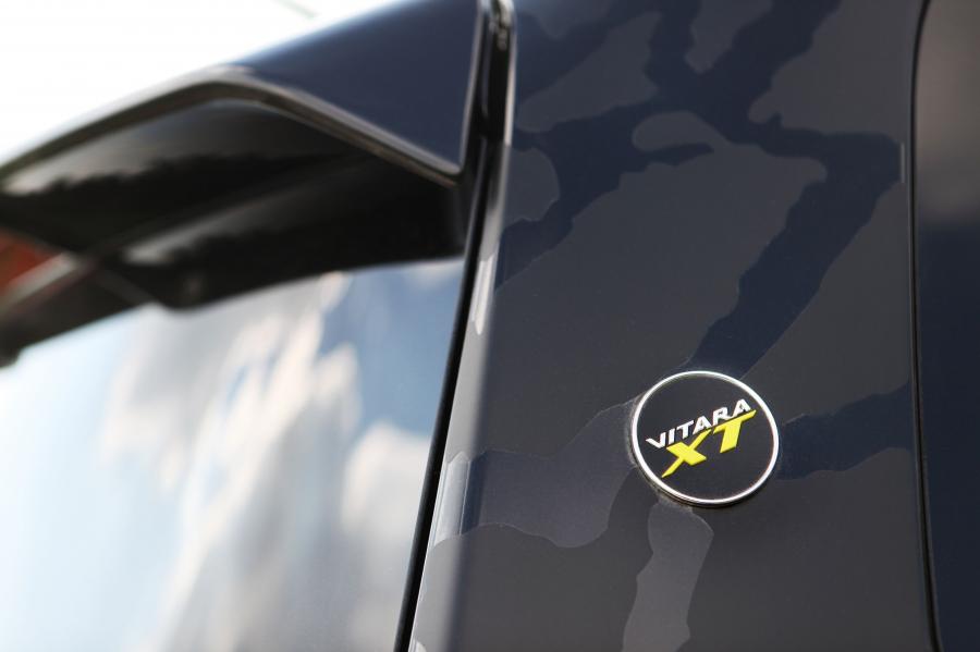 Детали экстерьера Suzuki Vitara XT 2017 года  (фото 14 из 16)